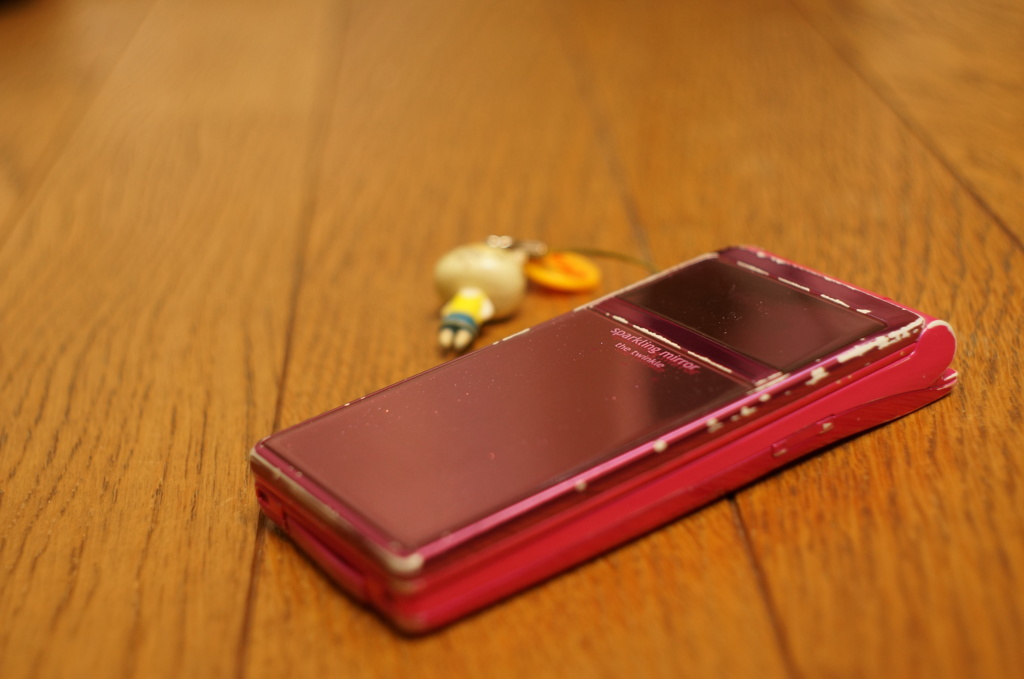 もう鳴らない私のガラケー