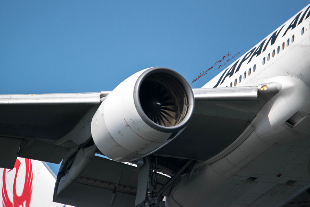 ド～ンと♪B777