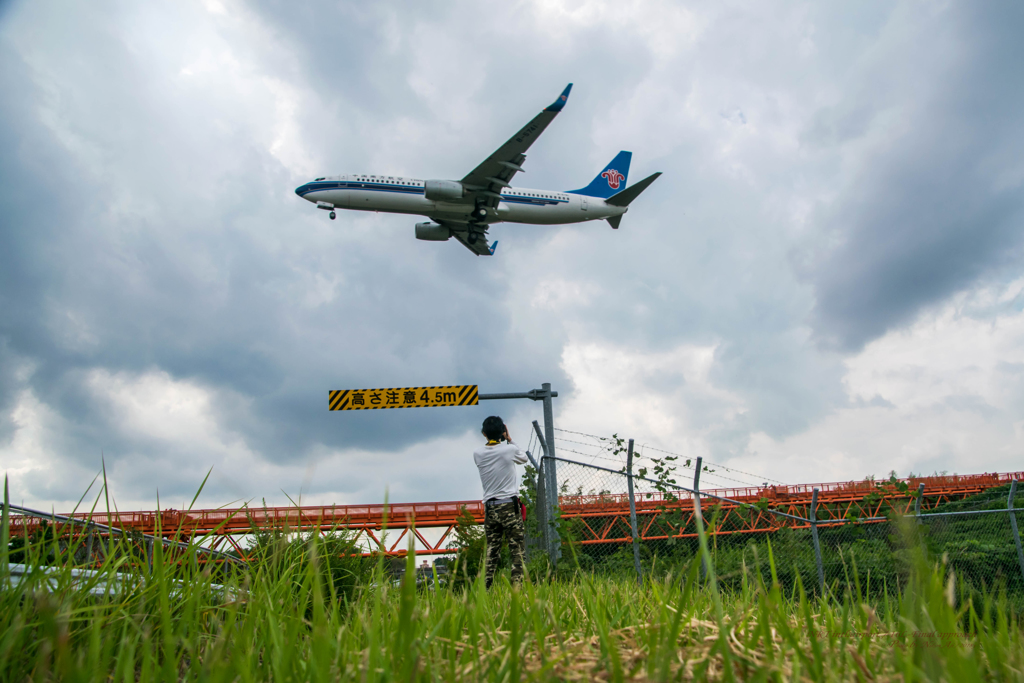 カメ師匠と飛行機と誘導橋と・・・