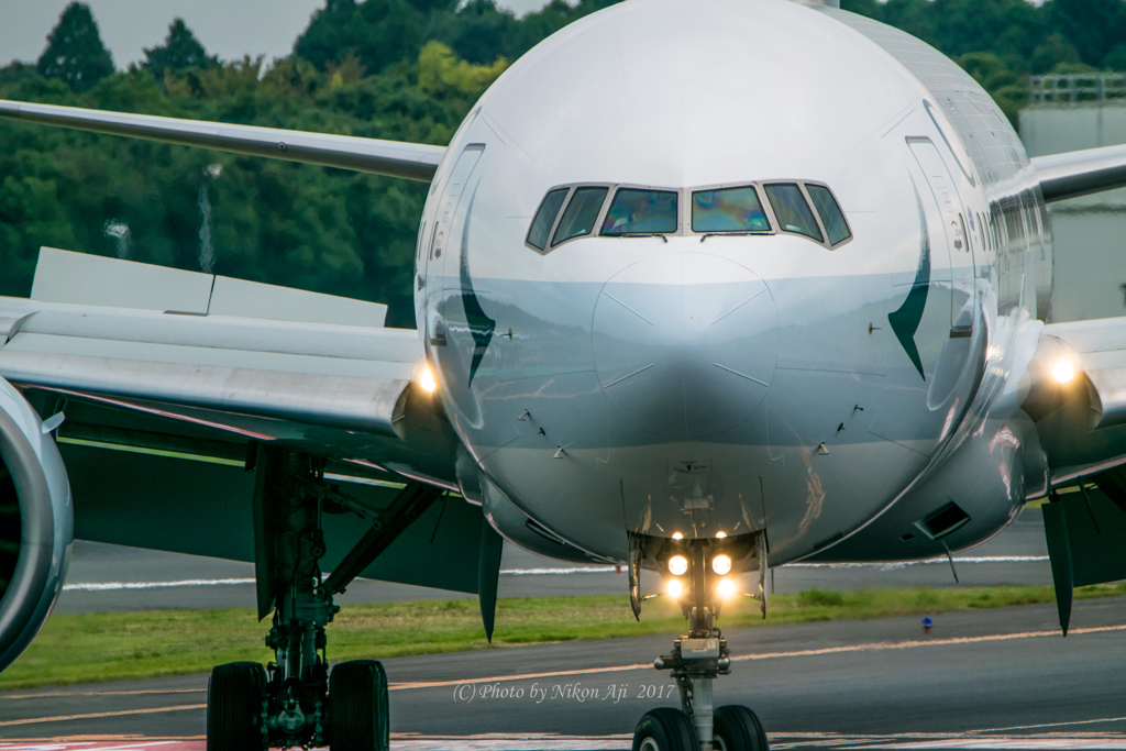 Cathay Pacific 