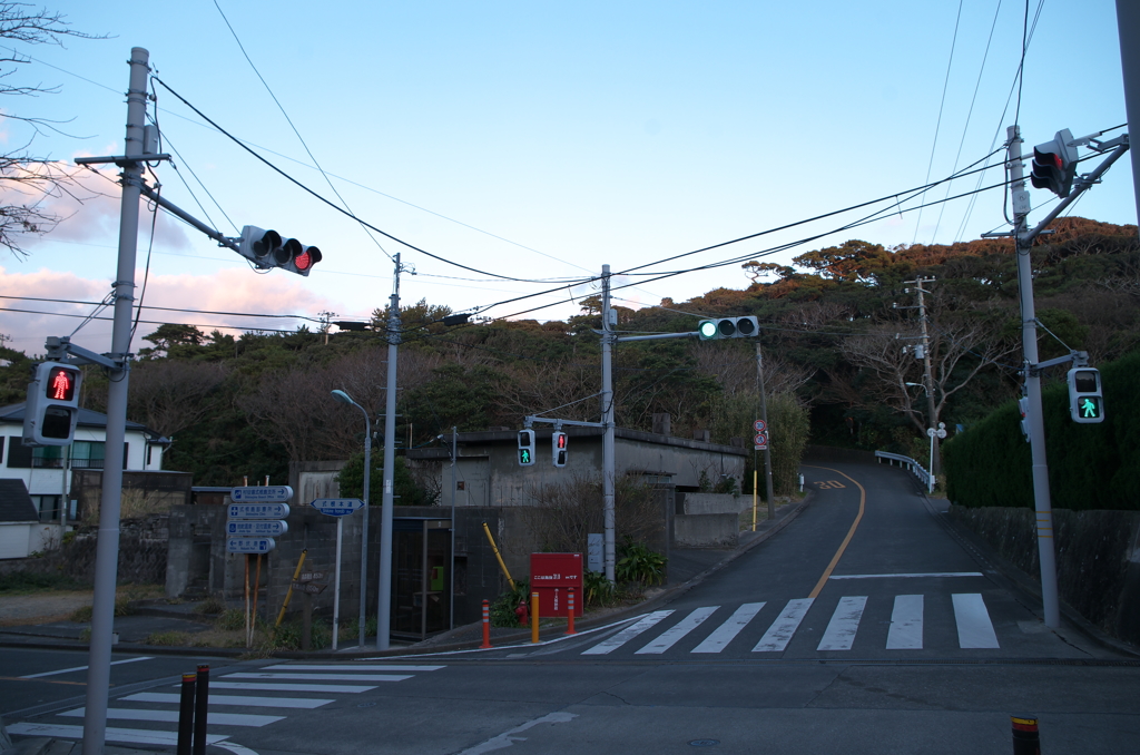 式根島唯一の信号