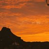 プロメテウス火山と夕焼け
