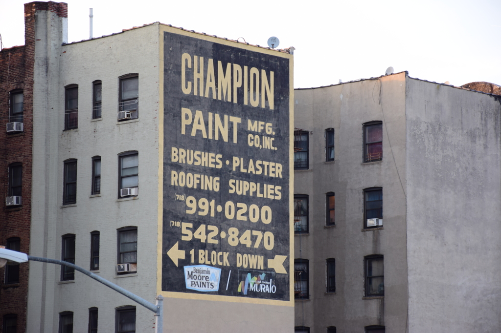 Champion ........ paint