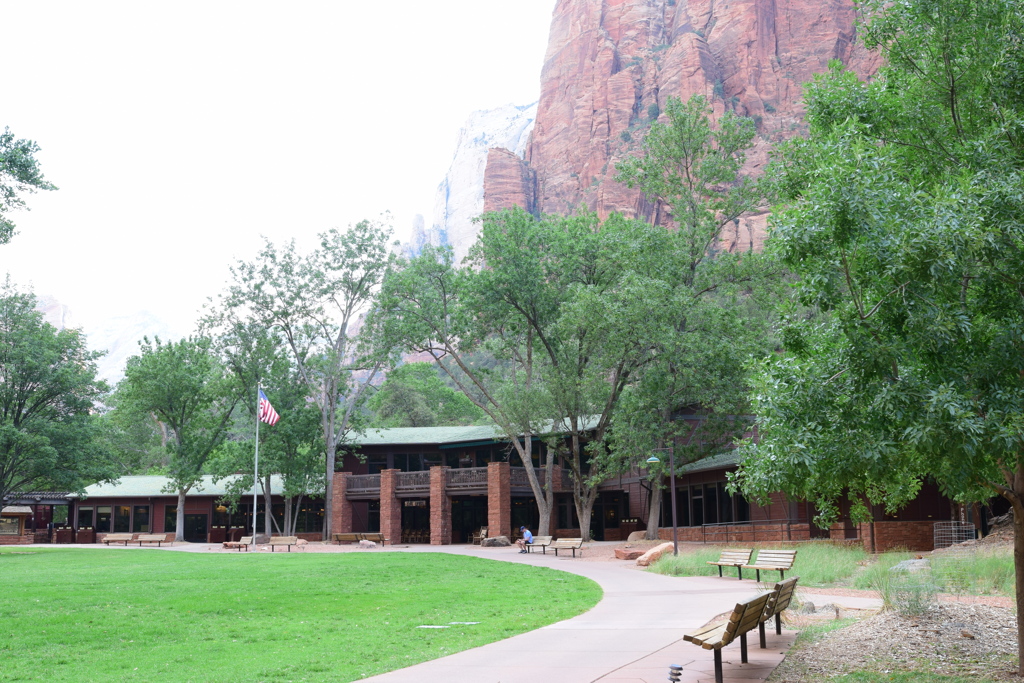 Zion Lodge