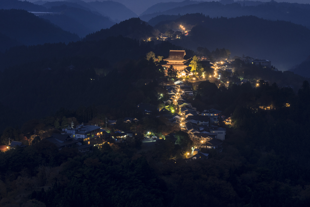 残夜　吉野山