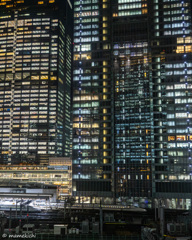 詳しくないと何の事か分からんじゃろうけどJ0編成止まってます。