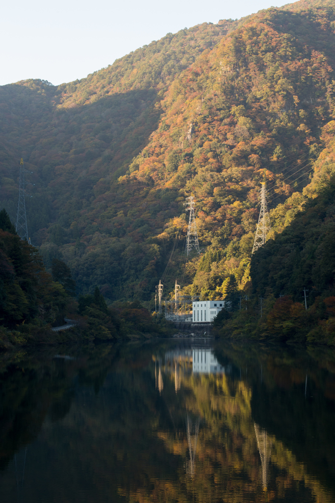 国道186号旧道沿いの水力発電所