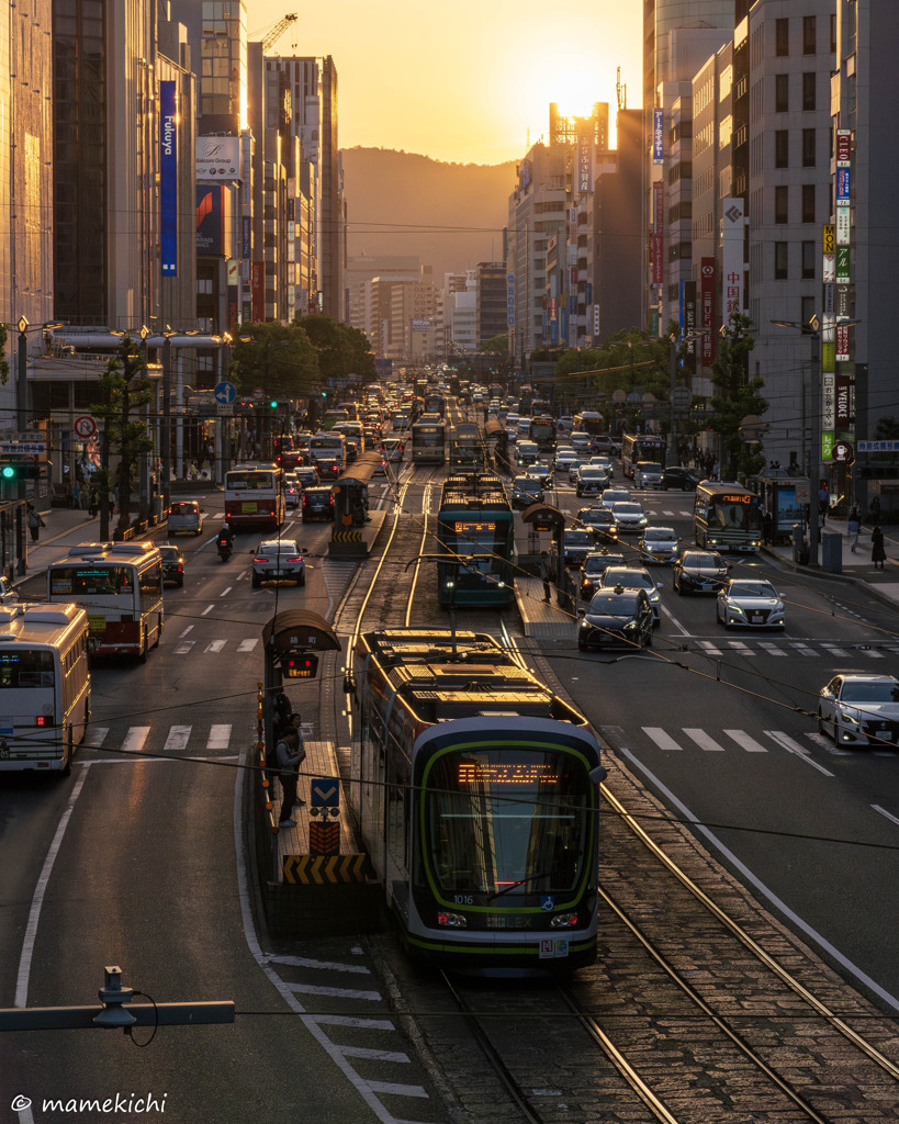いつもの歩道橋から Evening な Hiroshima city view