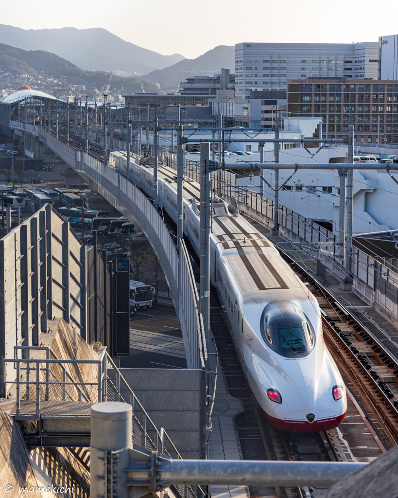 トンネルを抜けるとそこは長崎であった。