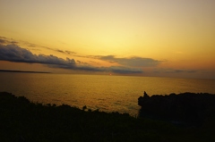 夕日と釣り人
