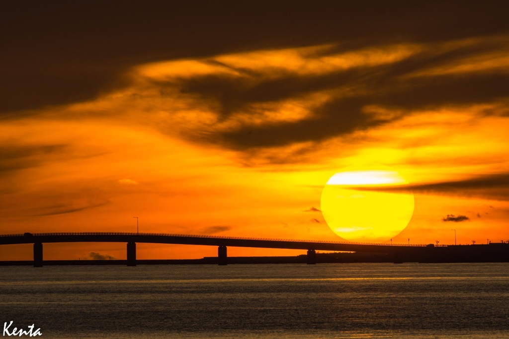 夕日が沈む前に