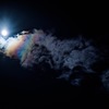 月と虹色の雲