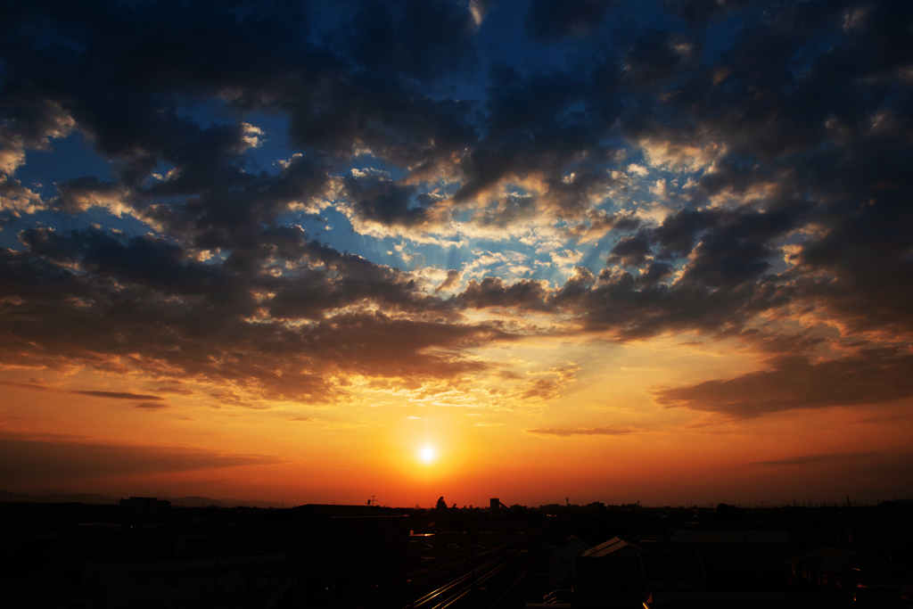 劇的自宅夕陽