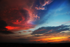 劇的夕景