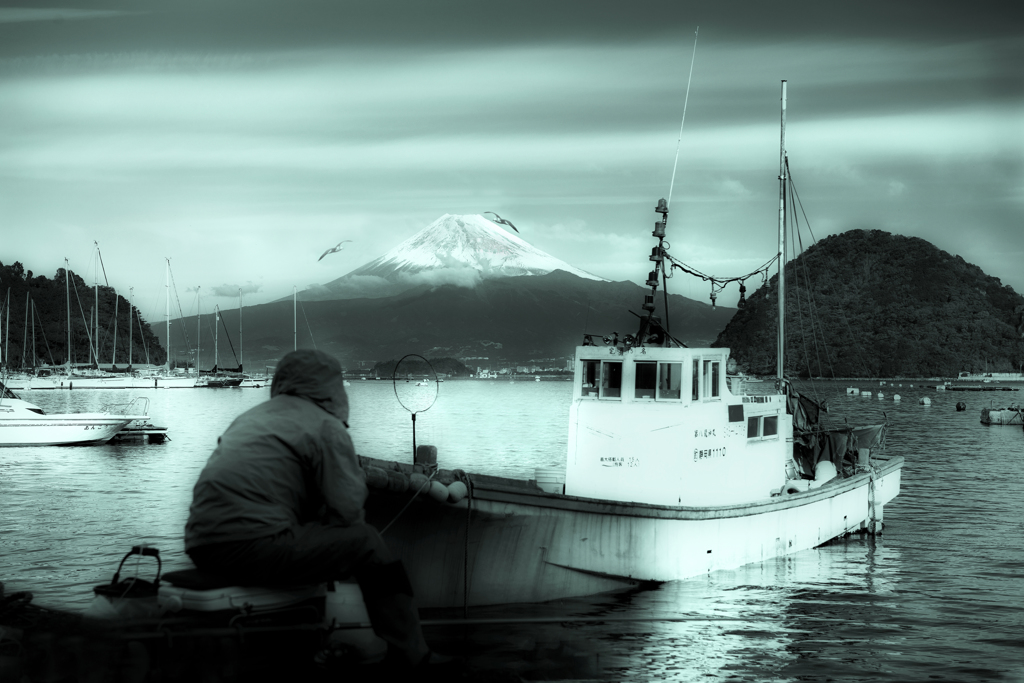 船人と富士 by Syusei （ID：5128794） 写真共有サイトPHOTOHITO