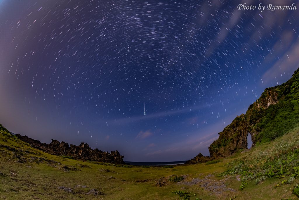 未開の夜空