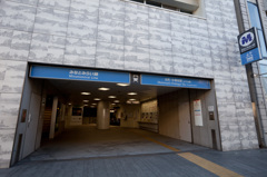 Motomachi-Chukagai_Station_Exit5