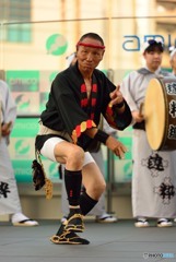 達粋。