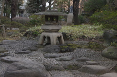 庭園の石灯籠　高橋是清翁記念公園　２月