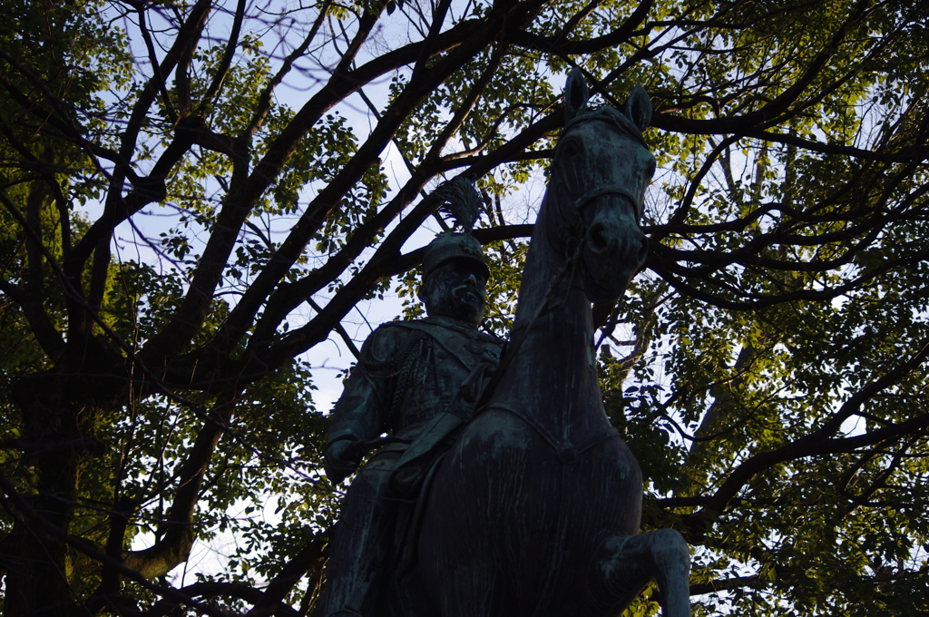 有栖川宮銅像