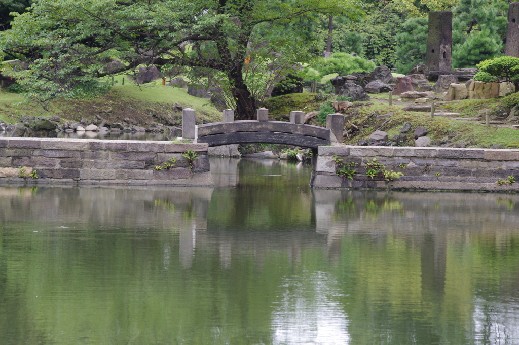 西湖の堤　旧芝離宮庭園　９月