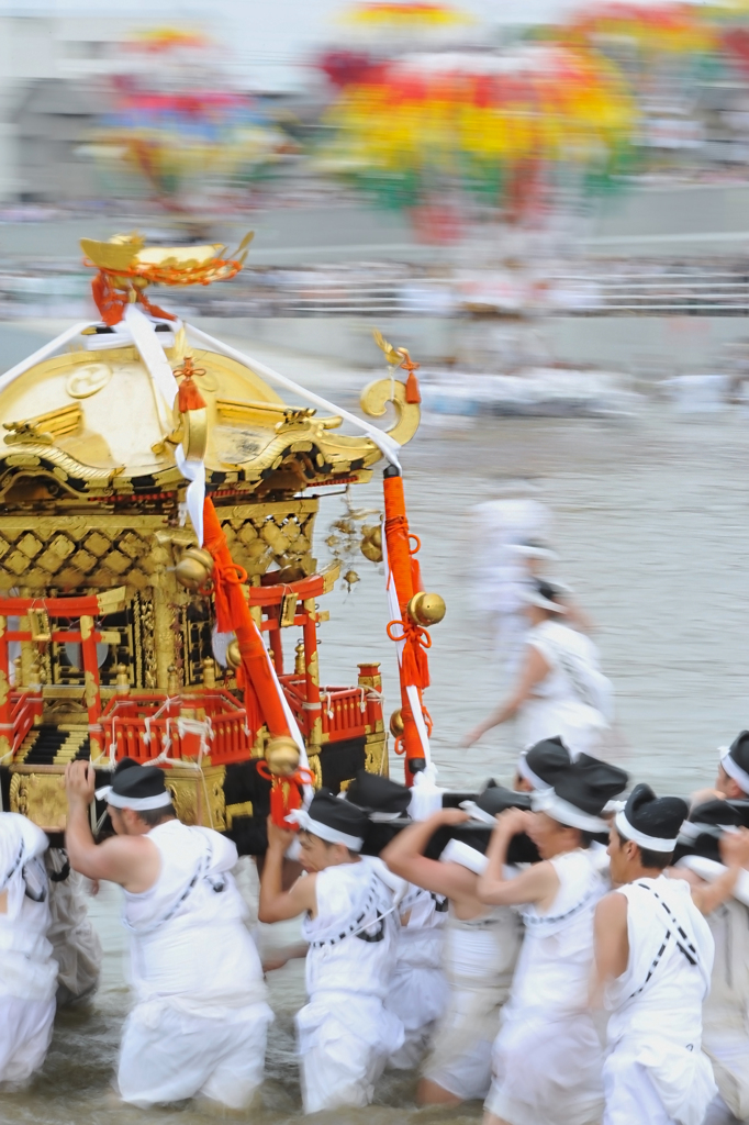 川渡り神幸祭