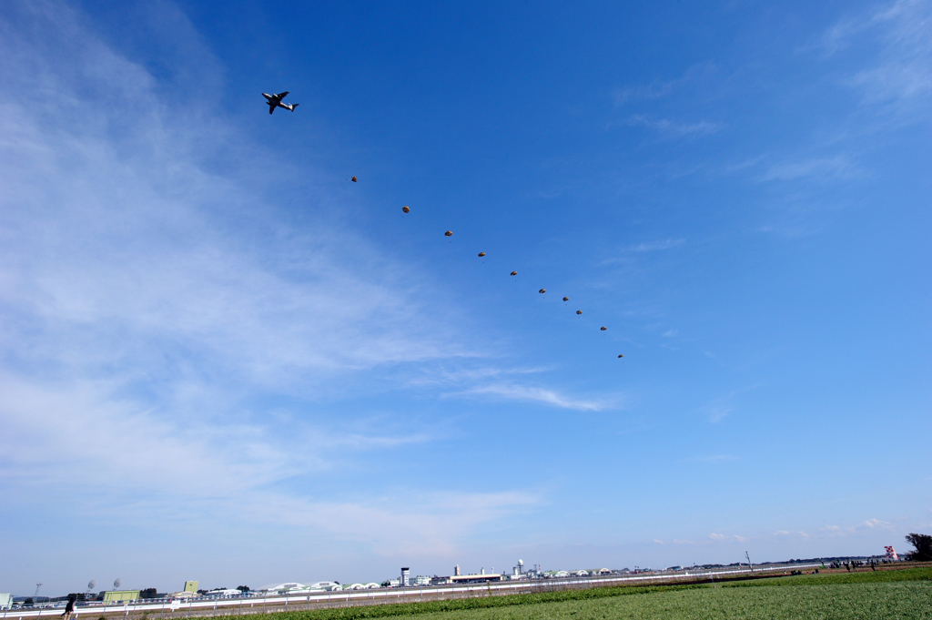 2014新田原基地航空祭　陸上自衛隊第1空挺団　C-1から空挺降下