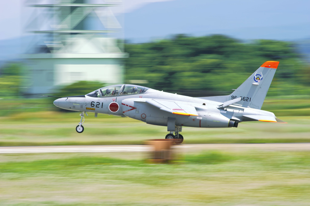 T-4 鮮やかに!