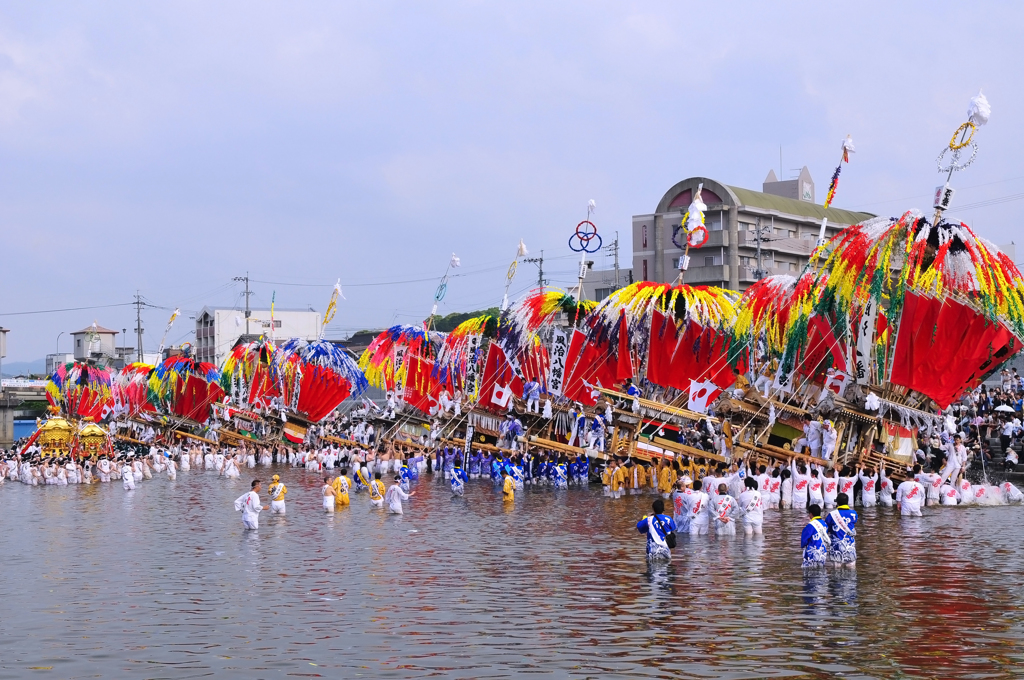 川渡り神幸祭