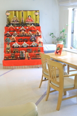 雛壇のある風景