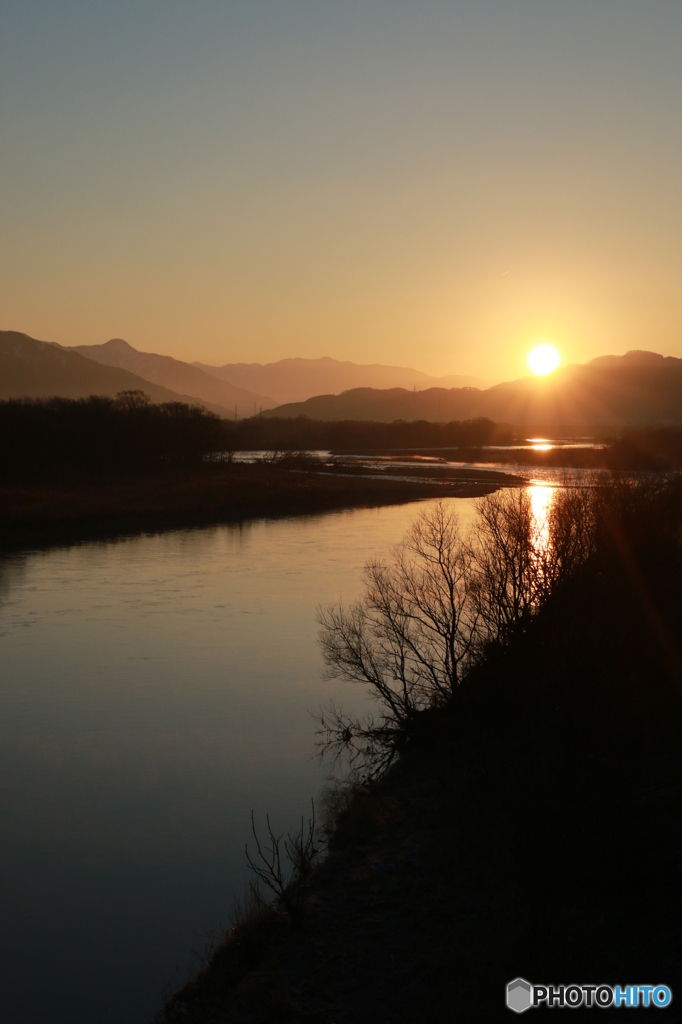 朝明け