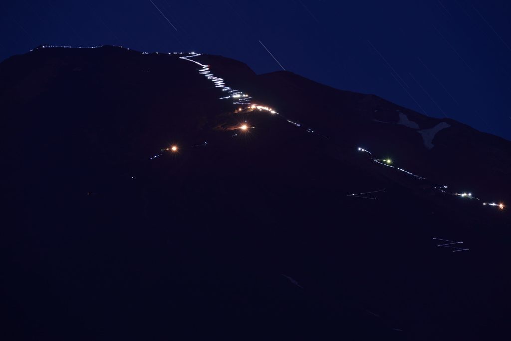 週末の富士山（新作246）