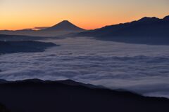 平日の富士山821