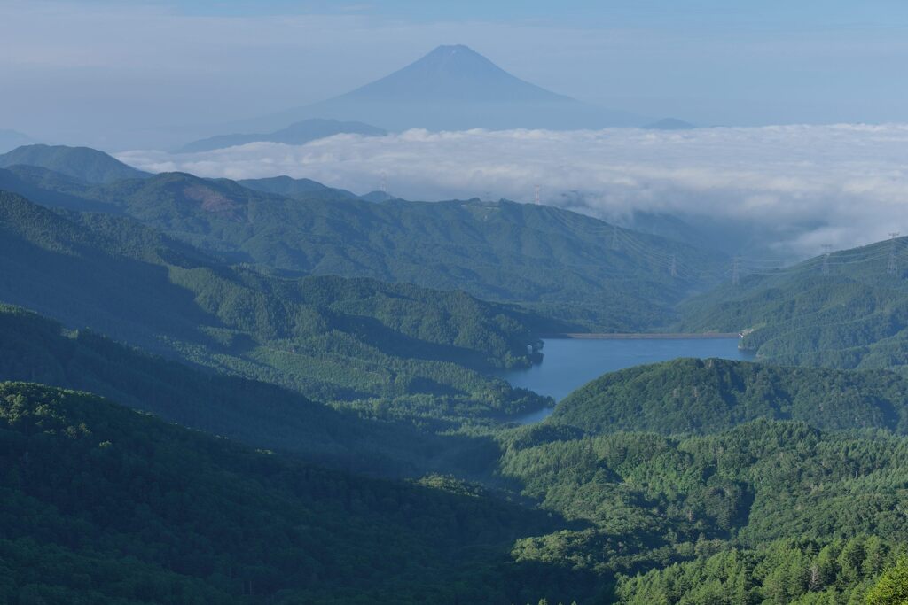平日の富士山747