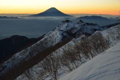 週末の富士山（新作516）