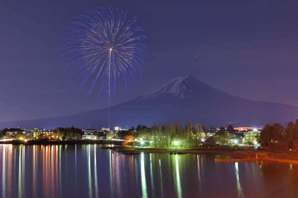 河口湖冬花火3
