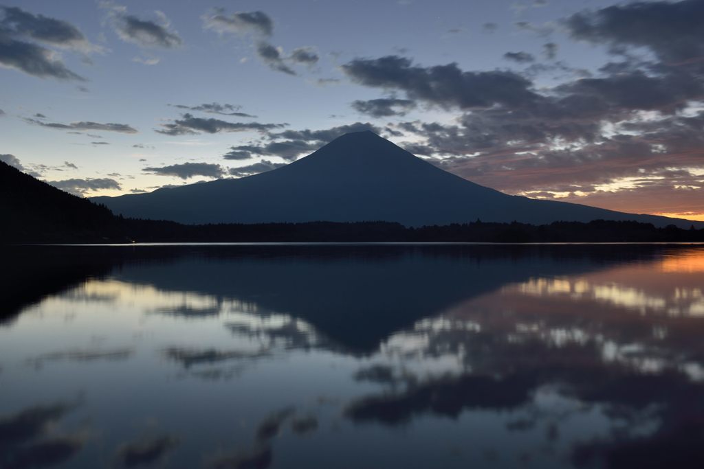 週末の富士山（新作1022）