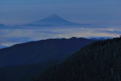 平日の富士山75