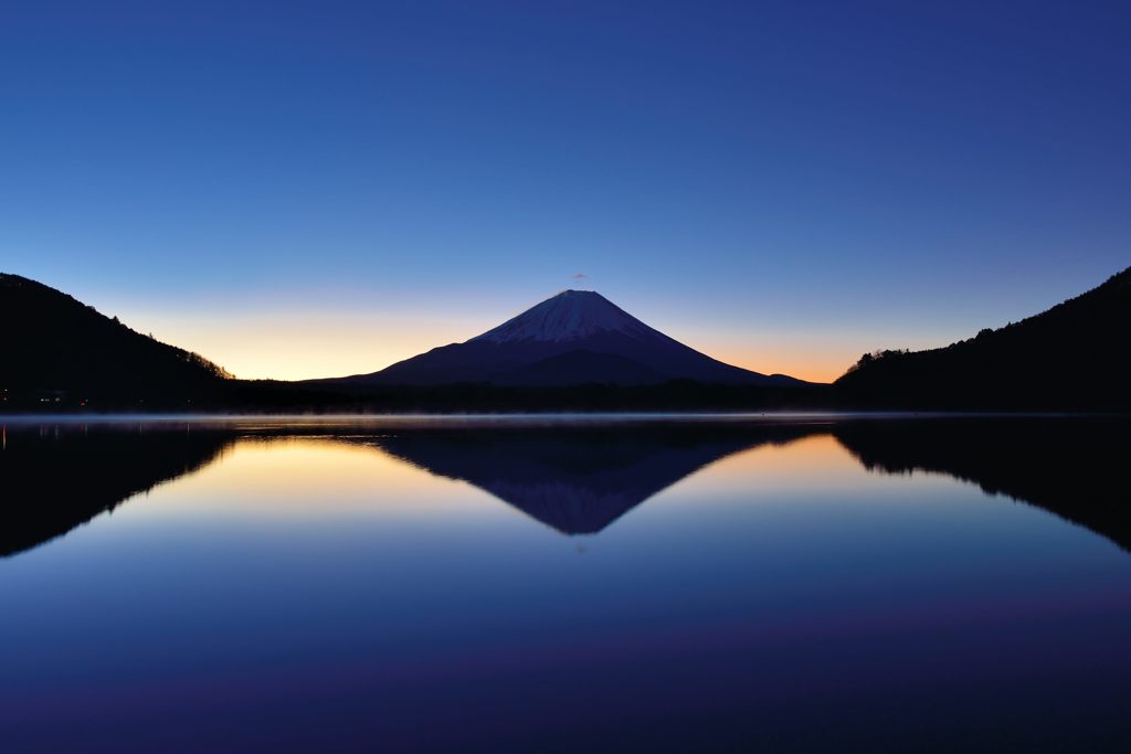 週末の富士山（新作79）