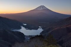 平日の富士山1050