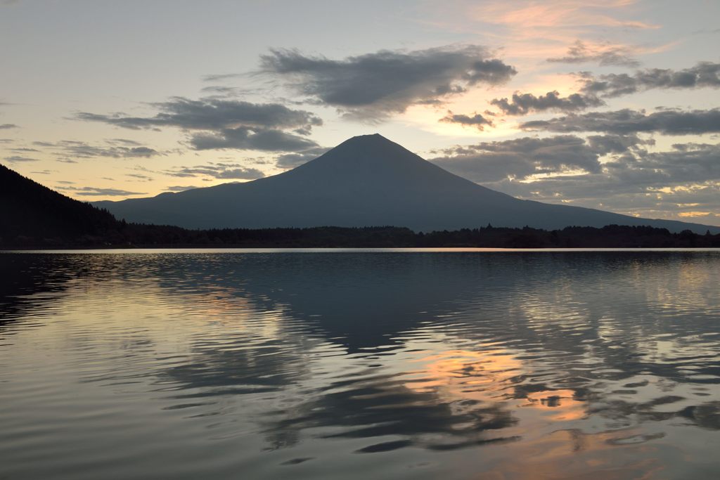 週末の富士山（新作1023）