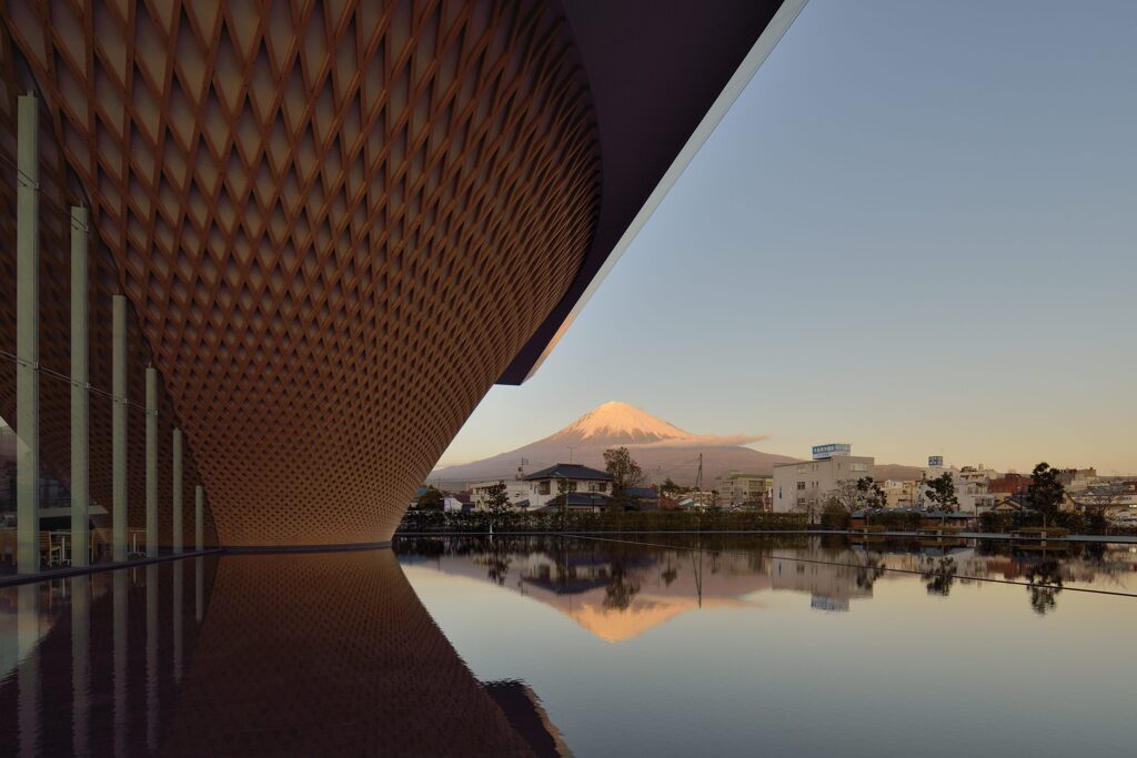 平日の富士山988