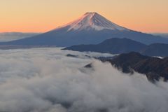 週末の富士山（新作695）