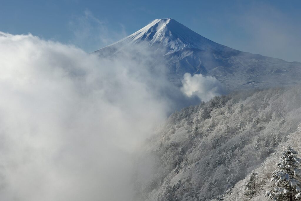 平日の富士山935