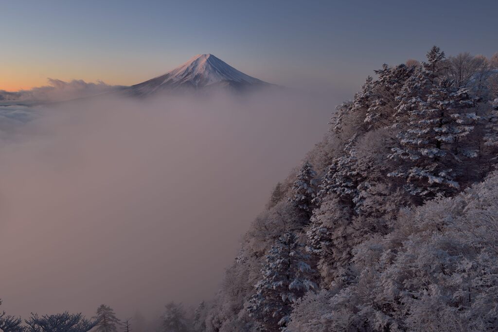 平日の富士山932