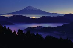 週末の富士山（新作86）