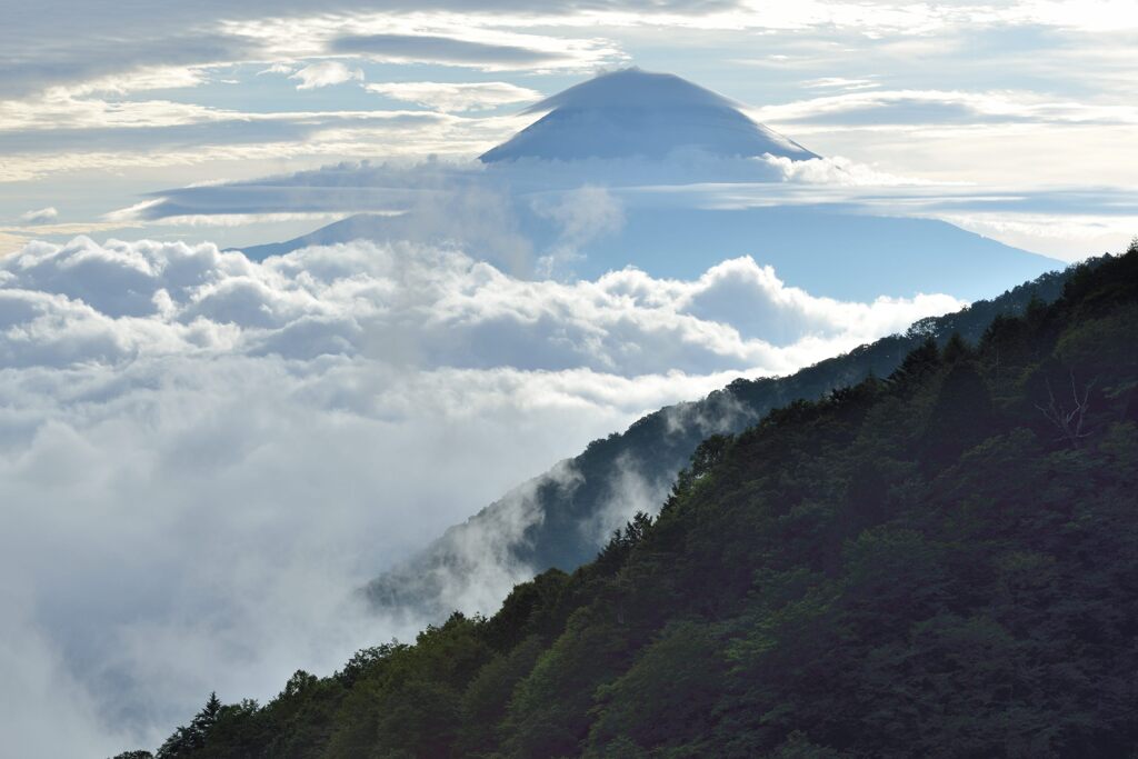 平日の富士山775