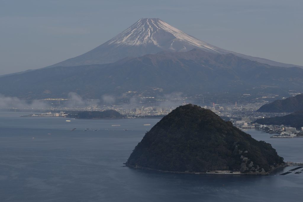 週末の富士山（新作737）