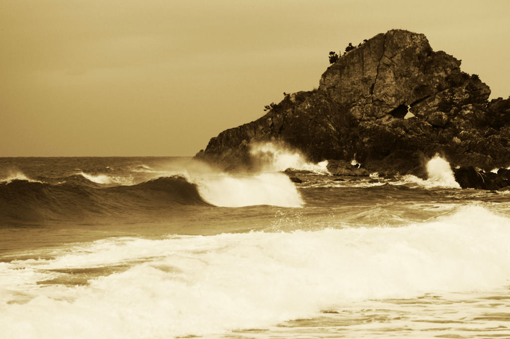 岩と波と風の物語り