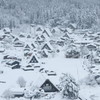 雪中白川郷定番図